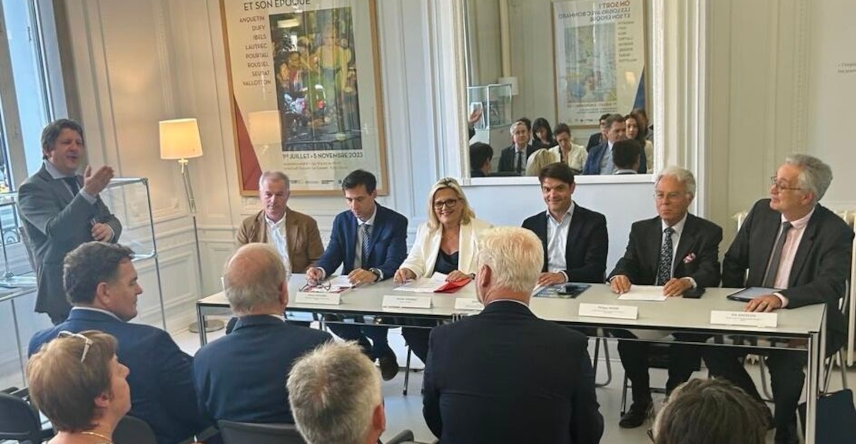 Lancement du « Premier Club Européen des Maires des villes de la Parfumerie »