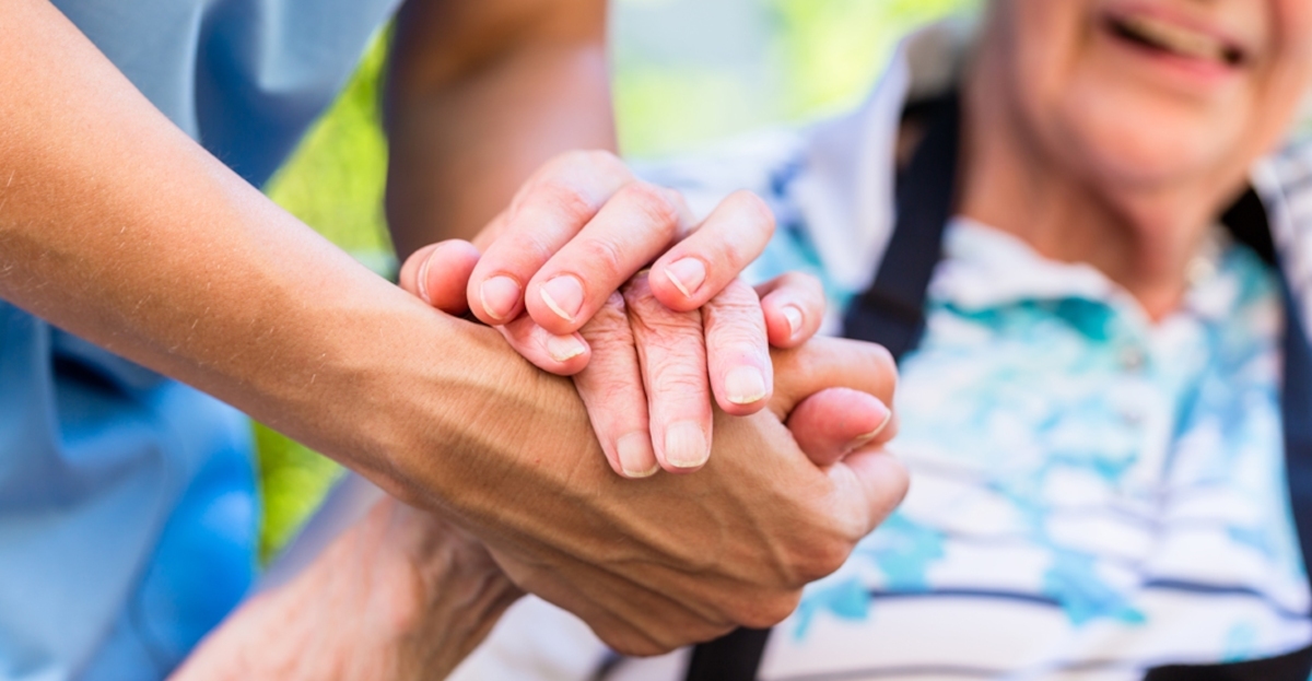 Une proposition de loi pour doubler les personnels soignants en EHPAD