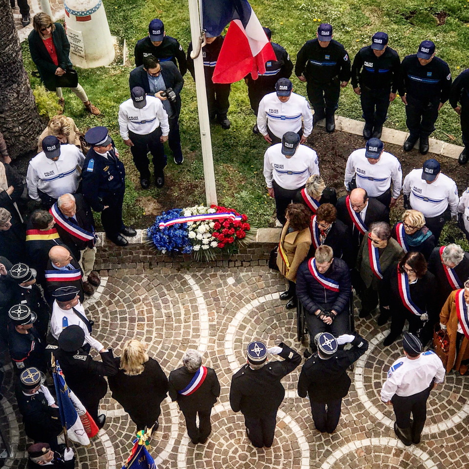 300318.HommageBeltrame hommage